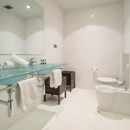 Rent Near Plaza De Catalunya Apartment *