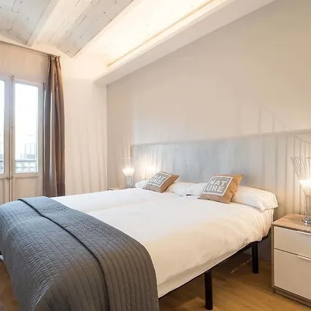 Rent Near Plaza De Catalunya Apartment *