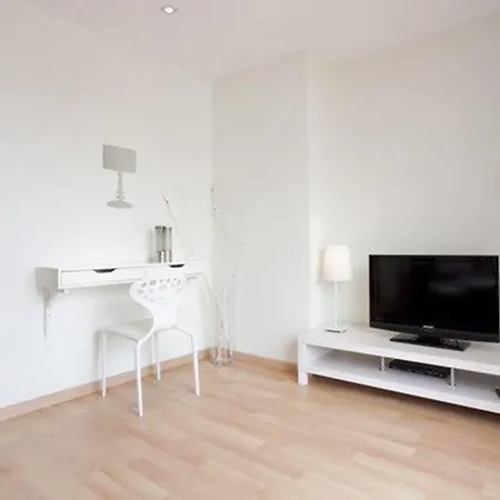 Rent Near Plaza De Catalunya *