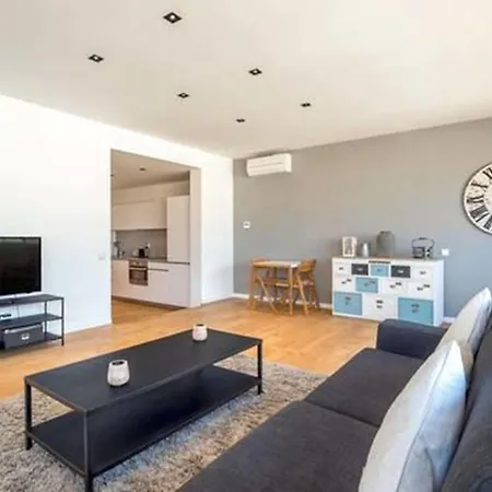 Rent Near Plaza De Catalunya * Barselona