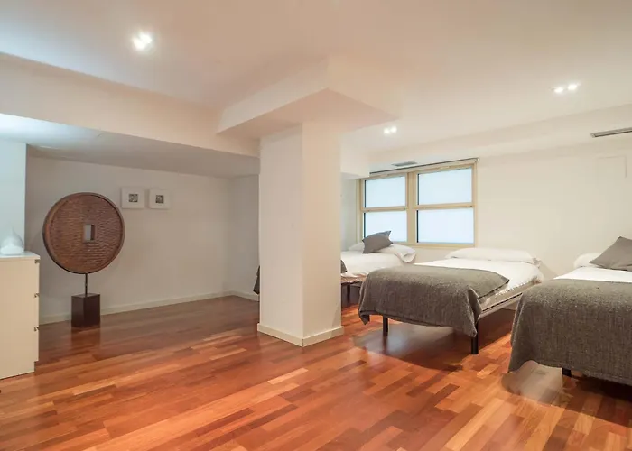 Rent Near Plaza De Catalunya 公寓